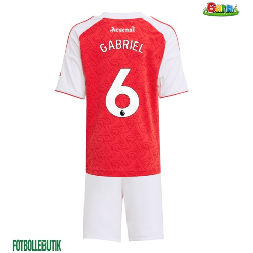 Arsenal Gabriel Magalhaes #6 Hemmaställ Barn 2025-26 Kortärmad (+ Korta byxor)